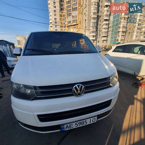 Мінівен Volkswagen Transporter 2011 в Дніпрі