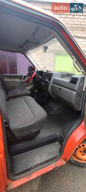 Минивэн Volkswagen Transporter 1997 в Кривом Роге