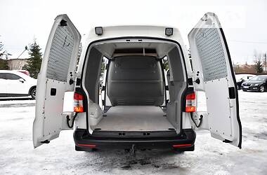 Грузовой фургон Volkswagen Transporter 2014 в Дрогобыче