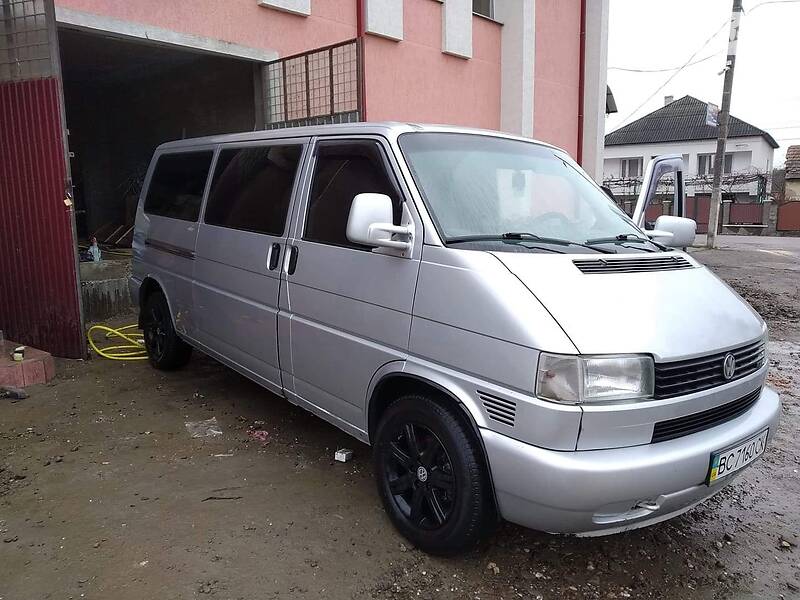 Універсал Volkswagen Transporter 2002 в Виноградові