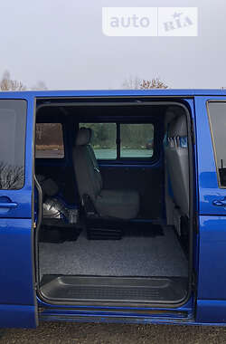 Минивэн Volkswagen Transporter 2004 в Львове