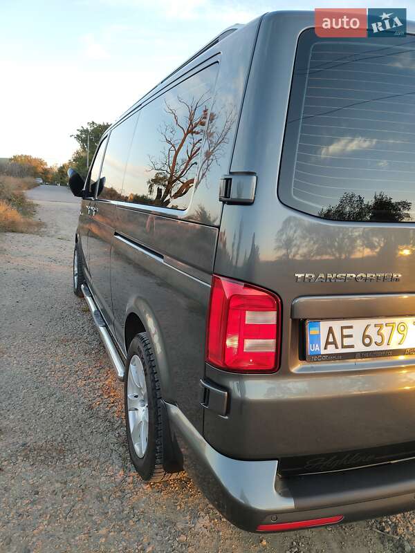 Минивэн Volkswagen Transporter 2016 в Одессе