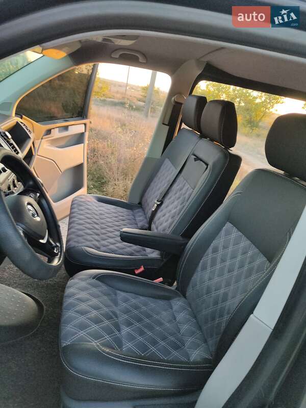 Минивэн Volkswagen Transporter 2016 в Одессе