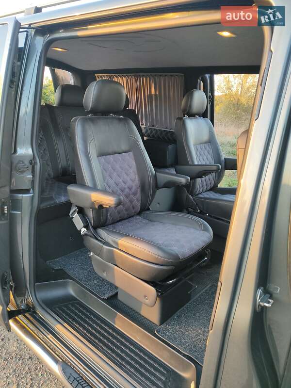 Минивэн Volkswagen Transporter 2016 в Одессе