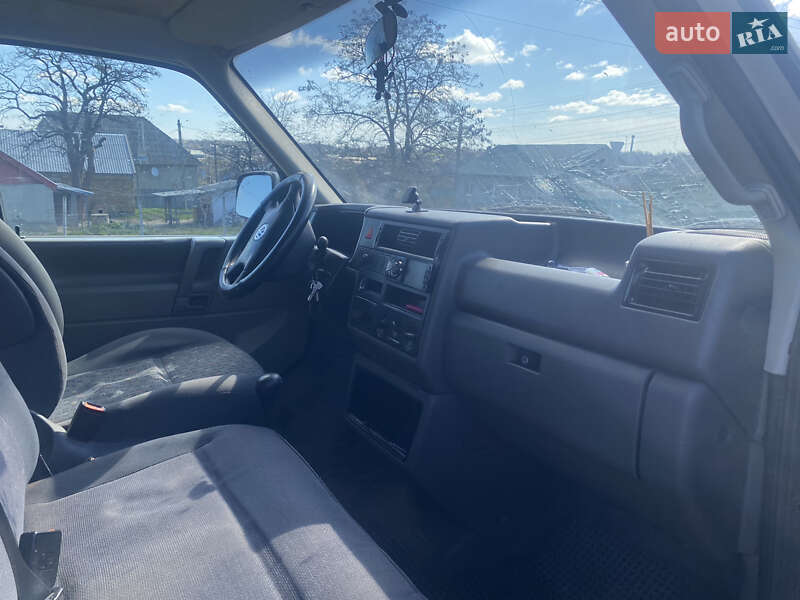 Минивэн Volkswagen Transporter 2002 в Овидиополе
