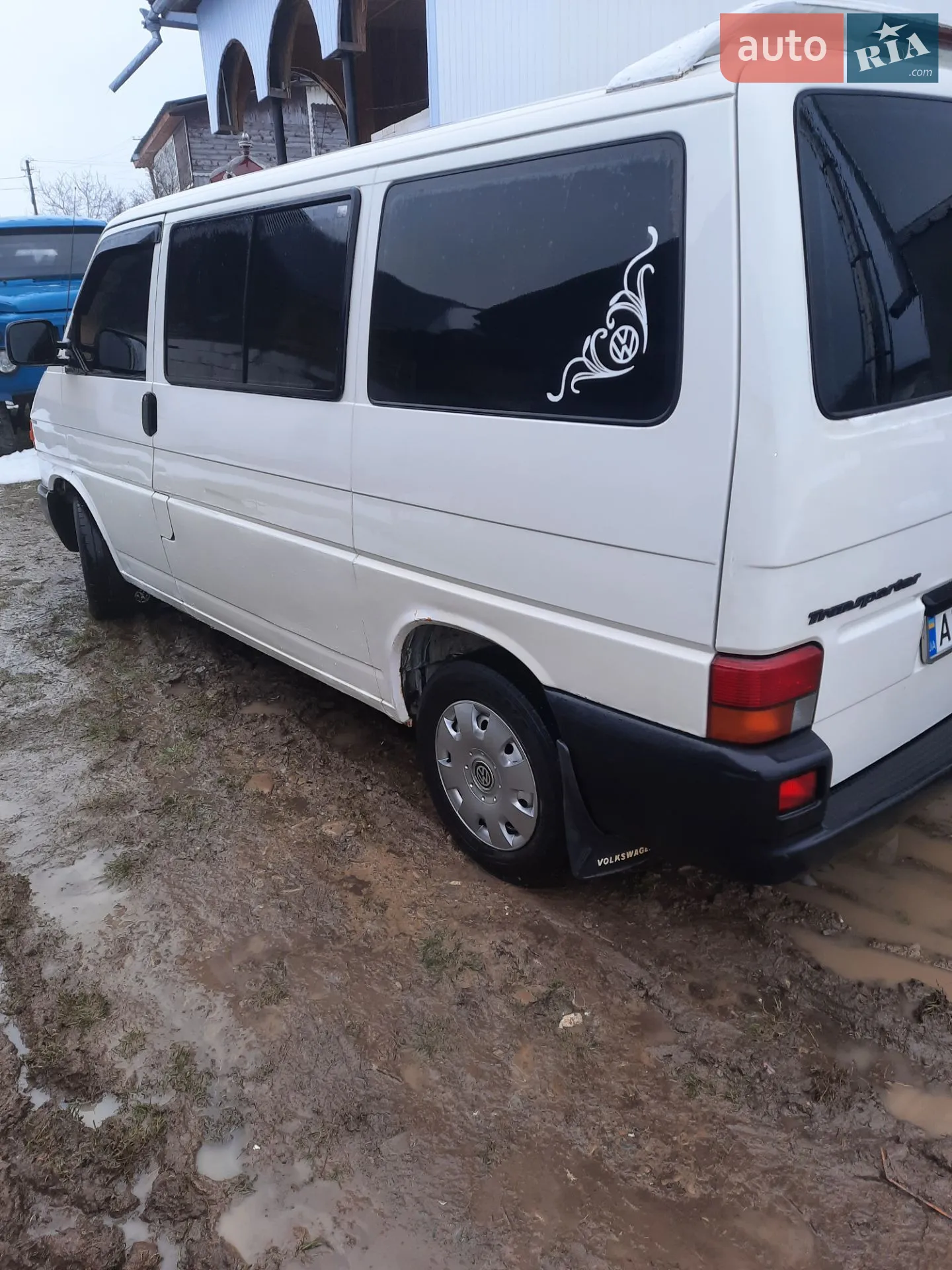 Volkswagen Transporter 2001 VIN WV1ZZZ70Z1X120692 фото оголошення 3 з 13