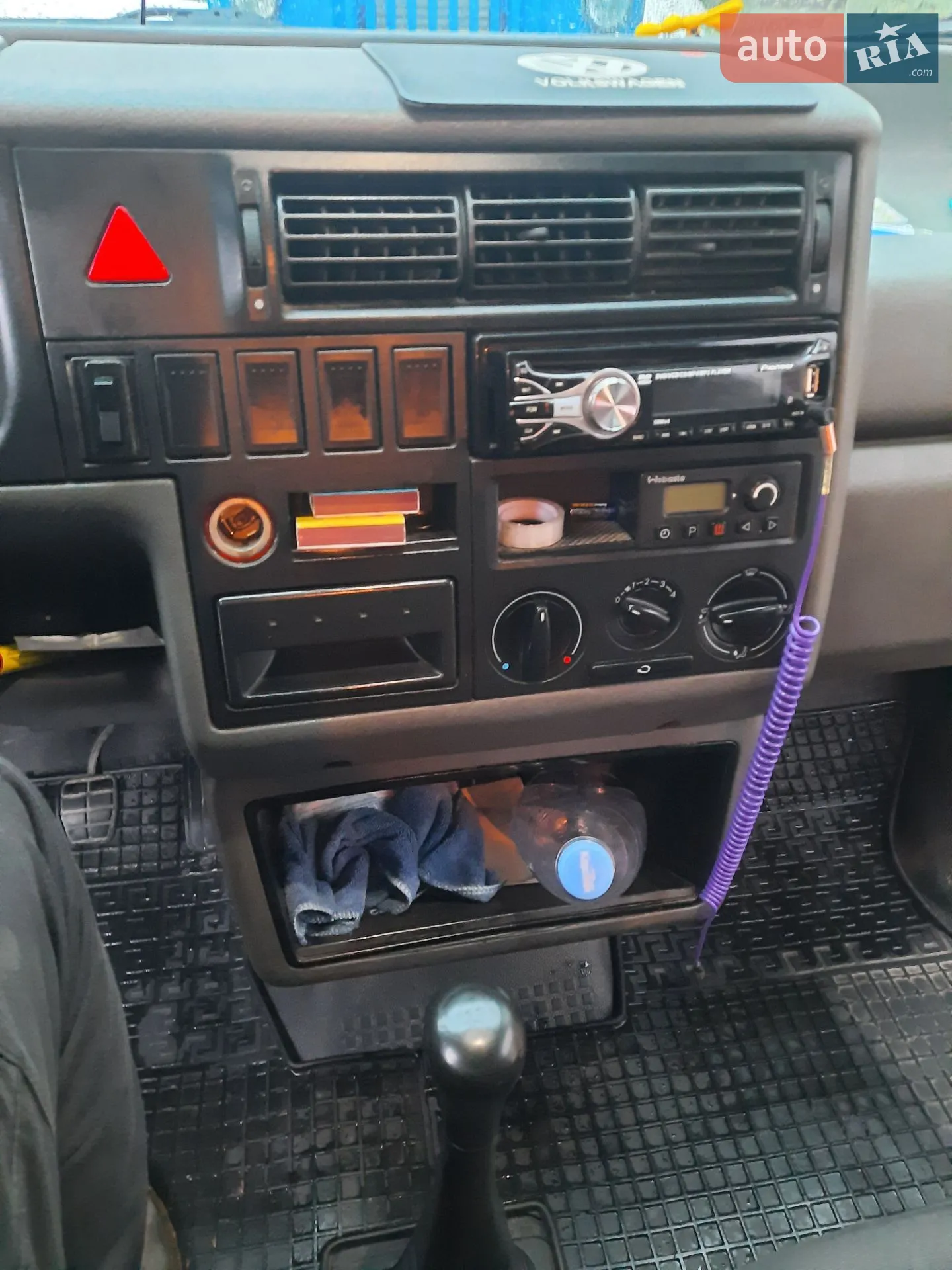 Volkswagen Transporter 2001 VIN WV1ZZZ70Z1X120692 фото оголошення 10 з 13