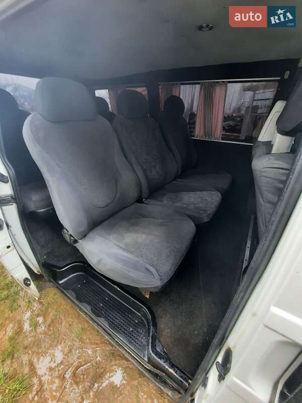 Минивэн Volkswagen Transporter 2001 в Надворной