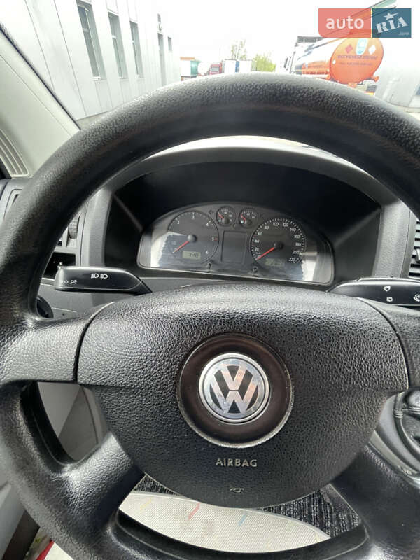 Минивэн Volkswagen Transporter 2007 в Любомле