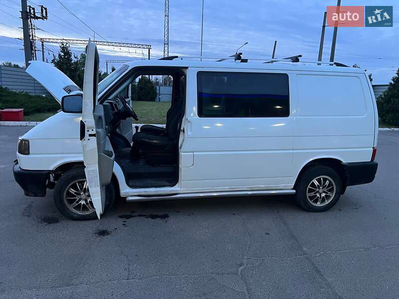 Минивэн Volkswagen Transporter 1996 в Полтаве