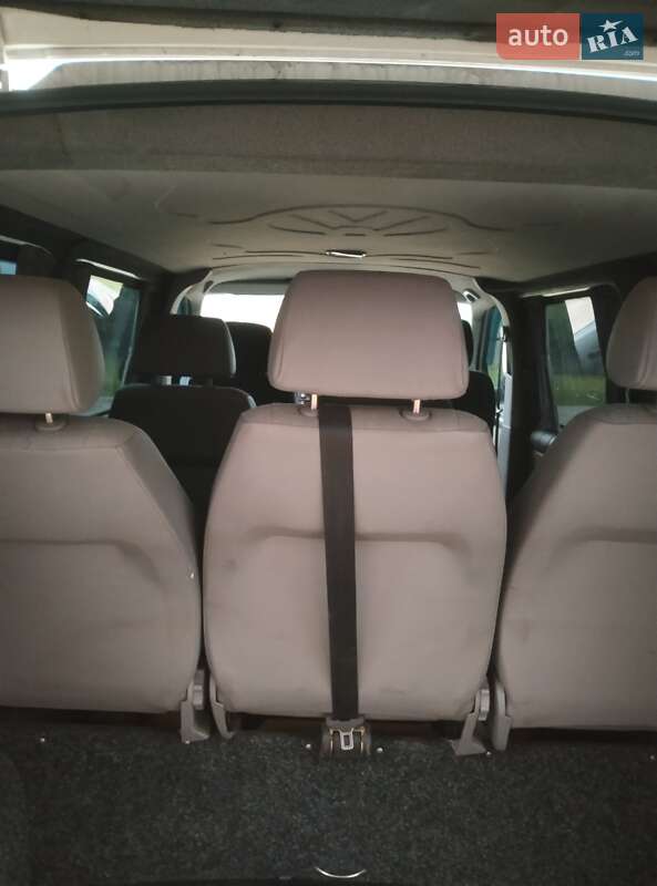 Минивэн Volkswagen Transporter 2007 в Краснограде