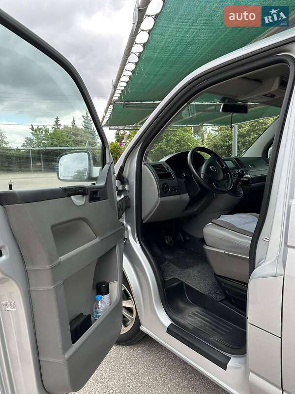 Минивэн Volkswagen Transporter 2009 в Ивано-Франковске