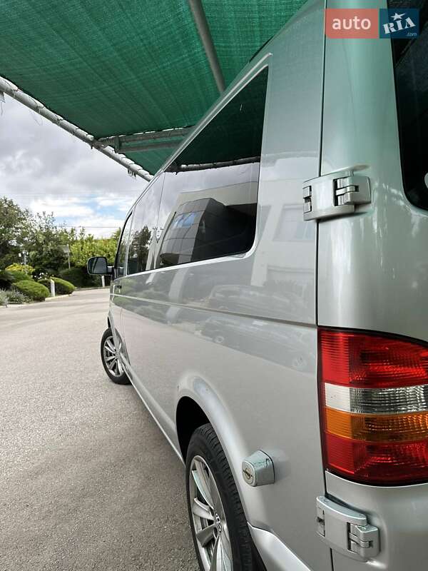 Минивэн Volkswagen Transporter 2009 в Ивано-Франковске