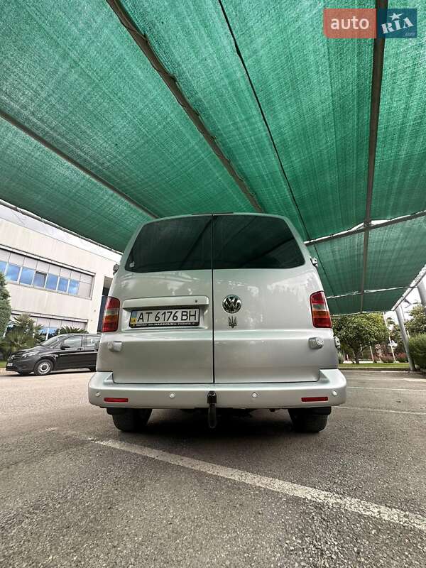 Минивэн Volkswagen Transporter 2009 в Ивано-Франковске