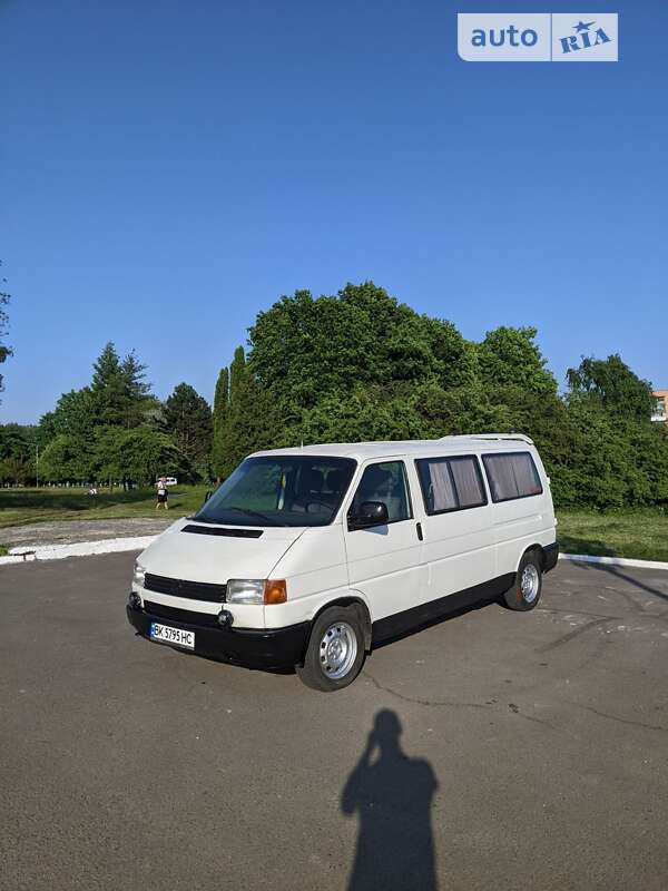 Минивэн Volkswagen Transporter 1993 в Ровно