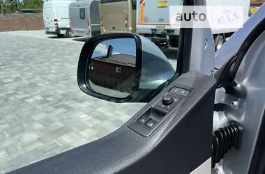 Минивэн Volkswagen Transporter 2018 в 
