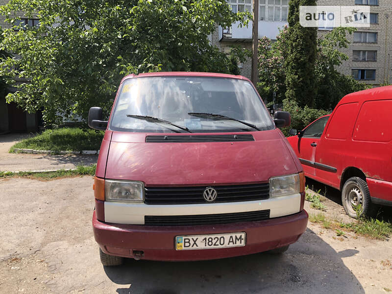 Минивэн Volkswagen Transporter 1992 в Городке