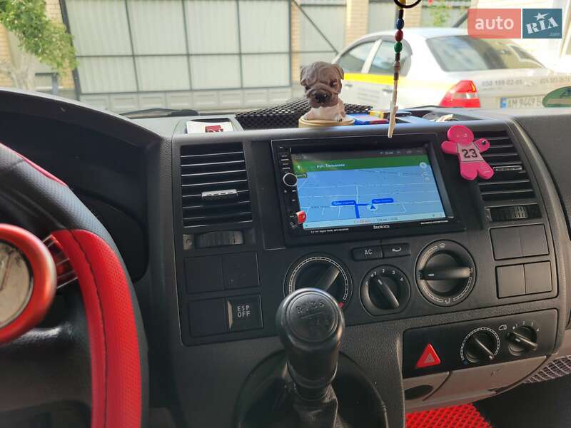 Минивэн Volkswagen Transporter 2008 в Коростышеве