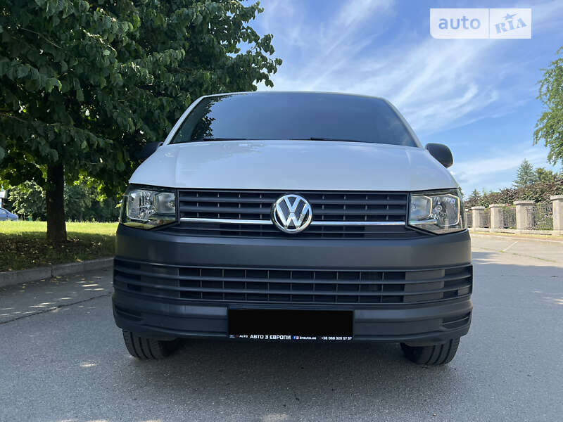 Грузовой фургон Volkswagen Transporter 2017 в Умани