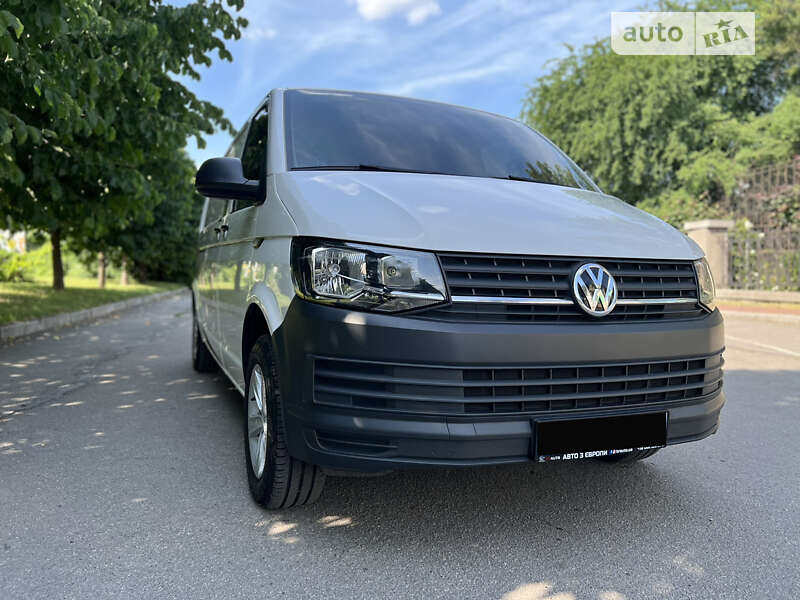 Грузовой фургон Volkswagen Transporter 2017 в Умани