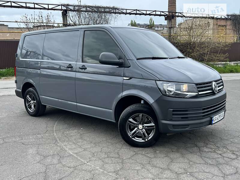 Вантажний фургон Volkswagen Transporter 2019 в Одесі