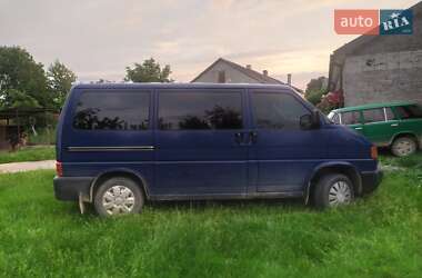 Минивэн Volkswagen Transporter 2002 в Городке