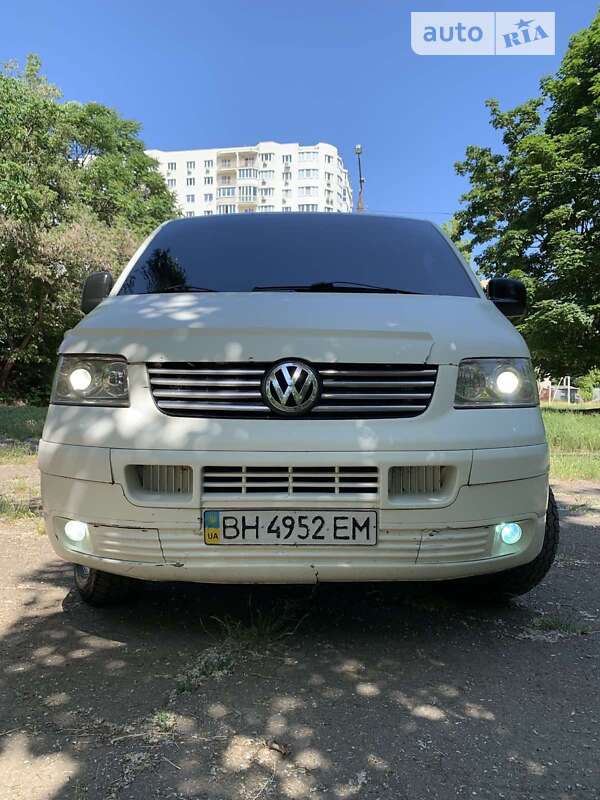 Грузовой фургон Volkswagen Transporter 2008 в 