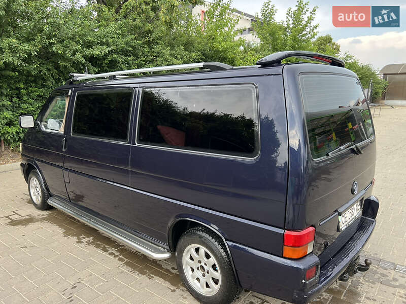 Минивэн Volkswagen Transporter 2003 в Глыбокой