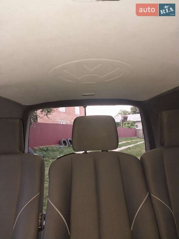 Мінівен Volkswagen Transporter 2004 в Івано-Франківську