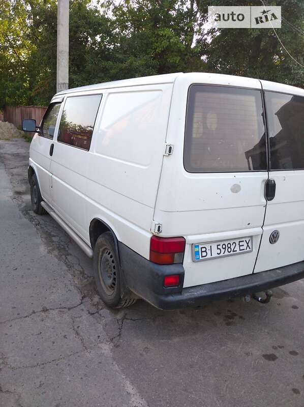 Минивэн Volkswagen Transporter 2001 в Лубнах