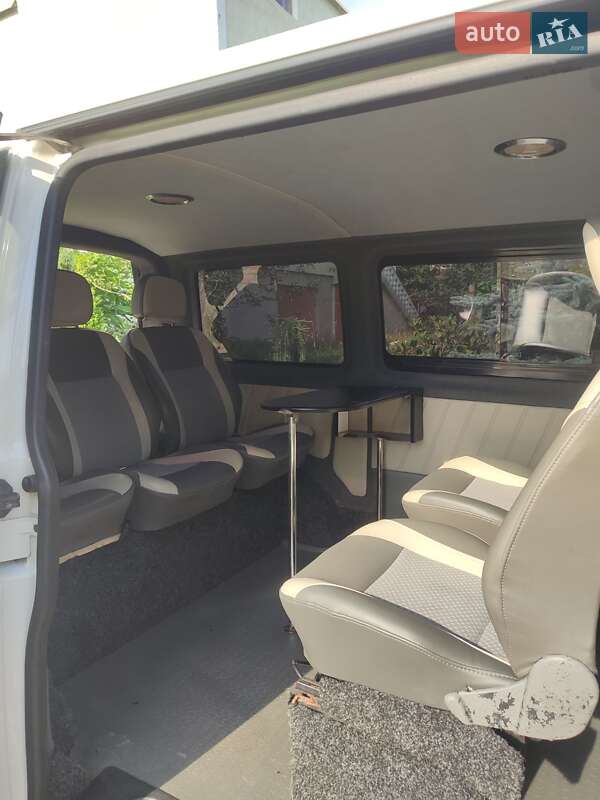 Минивэн Volkswagen Transporter 2008 в Бориславе фото 8 Минивэн Volkswagen Transporter 2008 в Бориславе