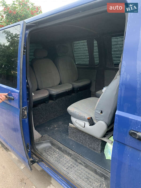 Мінівен Volkswagen Transporter 2006 в Згурівці