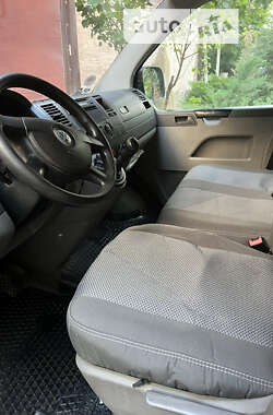Минивэн Volkswagen Transporter 2008 в 