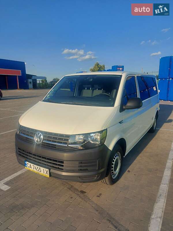 Минивэн Volkswagen Transporter 2018 в 