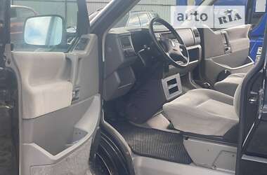 Минивэн Volkswagen Transporter 2002 в 