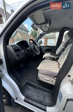 Минивэн Volkswagen Transporter 2015 в 