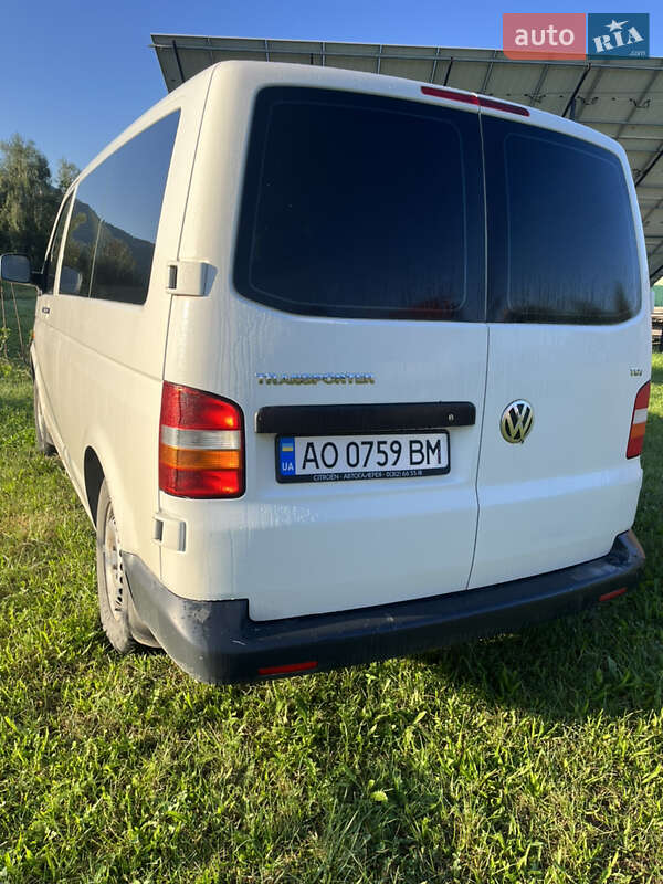 Минивэн Volkswagen Transporter 2008 в Тячеве
