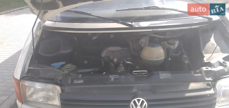Volkswagen Transporter 1997 VIN WV1ZZZ70ZWH084847 фото оголошення 10 з 46