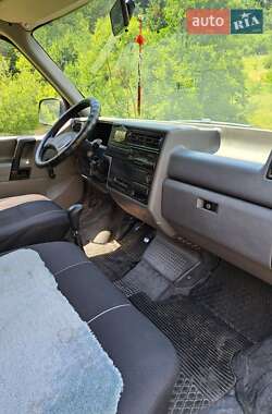 Минивэн Volkswagen Transporter 1995 в 