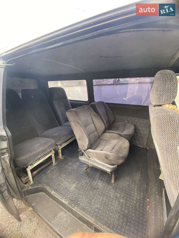 Минивэн Volkswagen Transporter 1993 в Нежине
