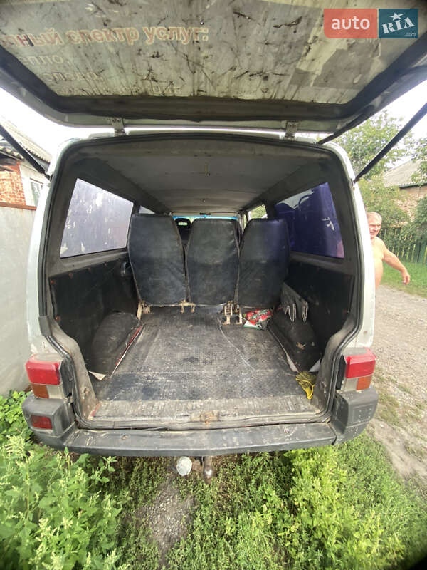 Минивэн Volkswagen Transporter 1993 в Нежине