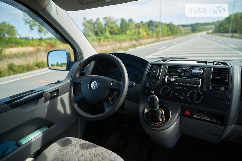 Минивэн Volkswagen Transporter 2007 в Хмельницком