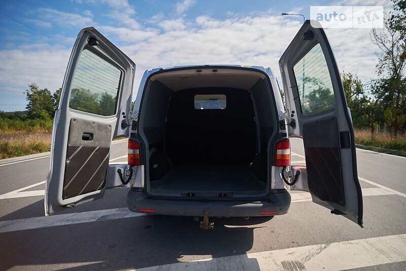 Минивэн Volkswagen Transporter 2007 в Хмельницком
