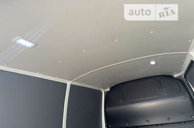 Грузовой фургон Volkswagen Transporter 2020 в 