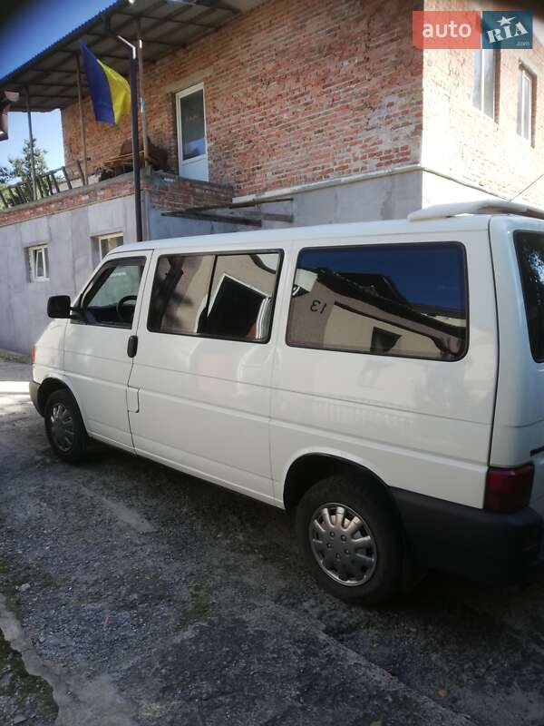 Минивэн Volkswagen Transporter 2001 в Хмельницком