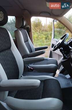 Минивэн Volkswagen Transporter 2007 в 