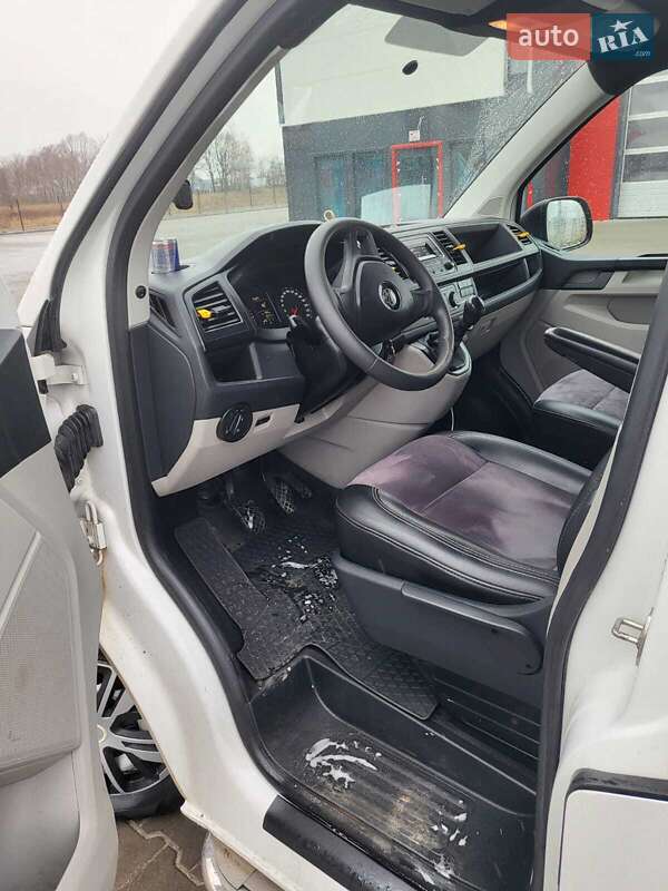 Минивэн Volkswagen Transporter 2018 в Луцке