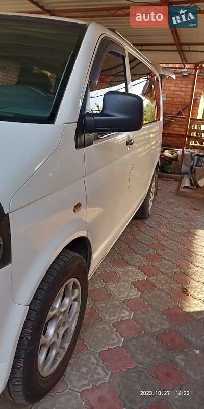 Минивэн Volkswagen Transporter 2004 в Покрове