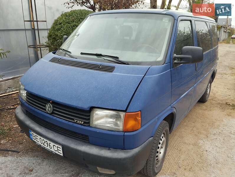 Минивэн Volkswagen Transporter 2001 в 