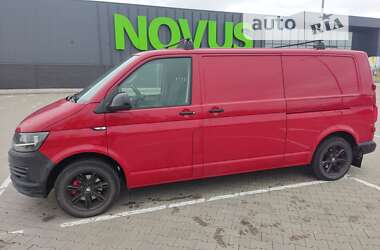 Грузовой фургон Volkswagen Transporter 2015 в 